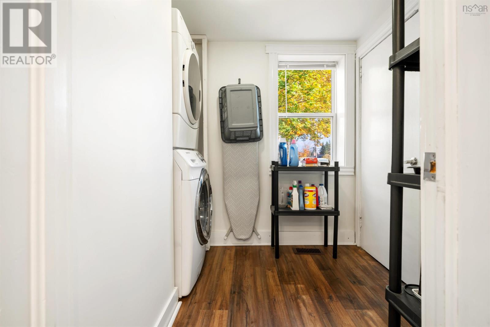 Property 3 of 36 of 208 PLEASANT Street