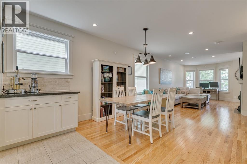 Single Family House for Sale in   Avenue SW Cliff Bungalow Calgary 