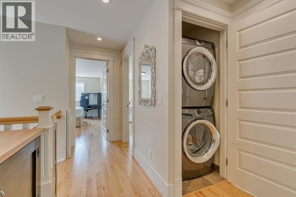 Single Family House for Sale in   Avenue SW Cliff Bungalow Calgary 