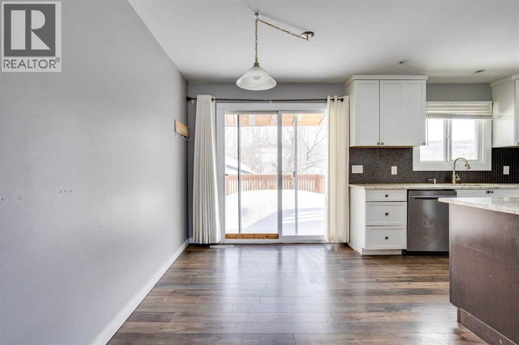 106 Hill Drive, Fort McMurray