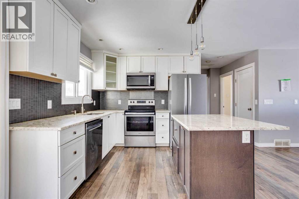 106 Hill Drive, Fort McMurray