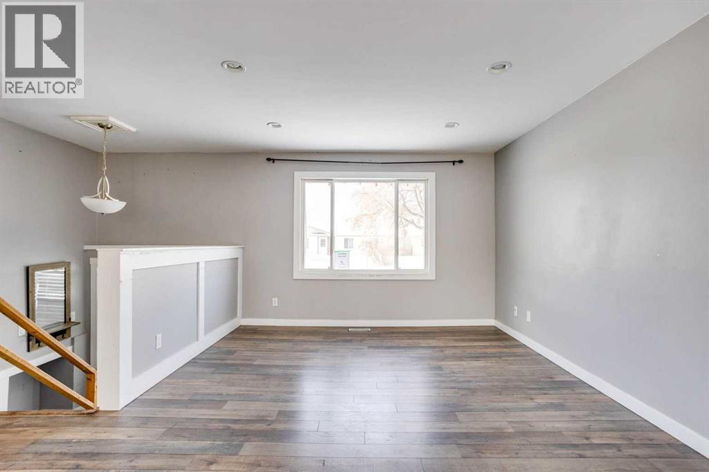 106 Hill Drive, Fort McMurray