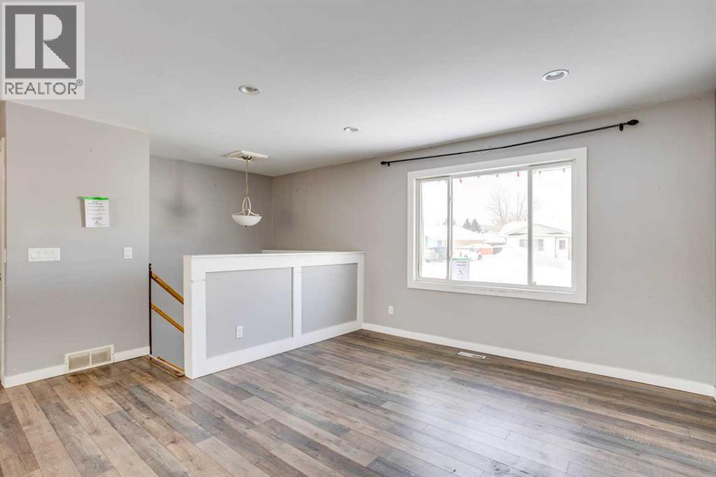 106 Hill Drive, Fort McMurray