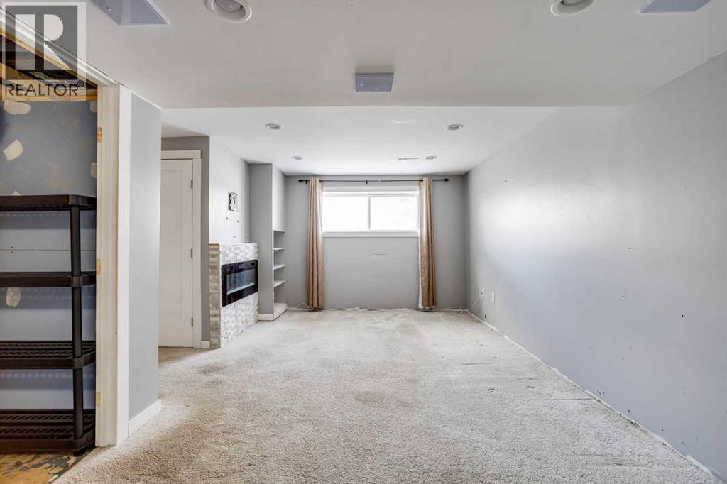 106 Hill Drive, Fort McMurray