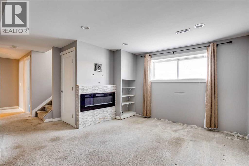 106 Hill Drive, Fort McMurray