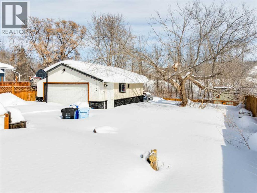 106 Hill Drive, Fort McMurray