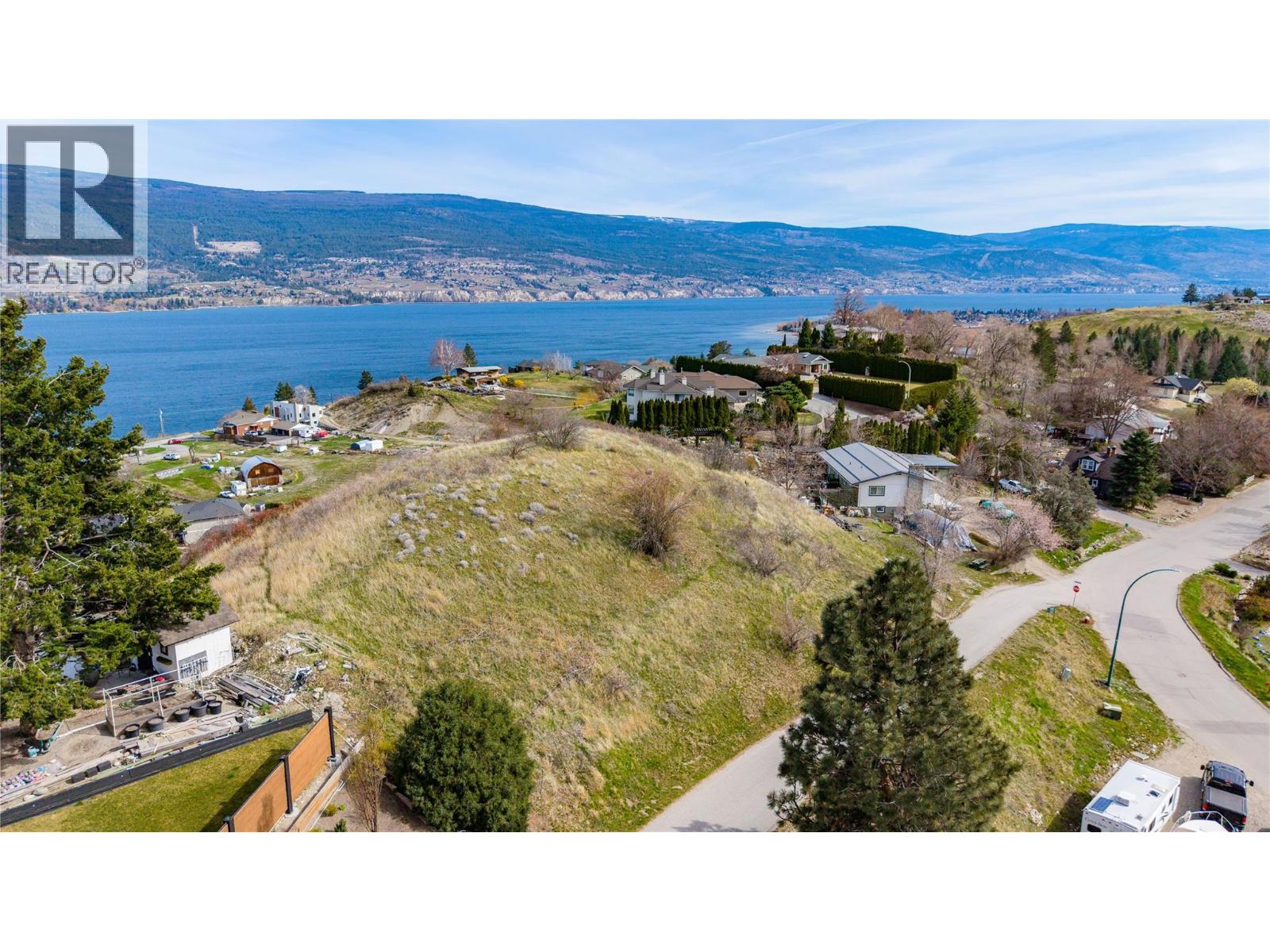 10767 Happy Valley Road, Summerland
