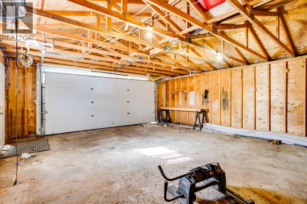 106 Hill Drive, Fort McMurray