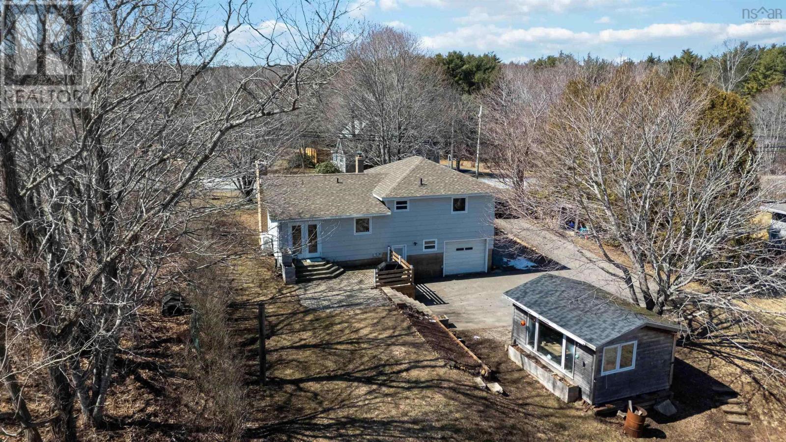 Property 40 of 49 of 1615 Highway 331