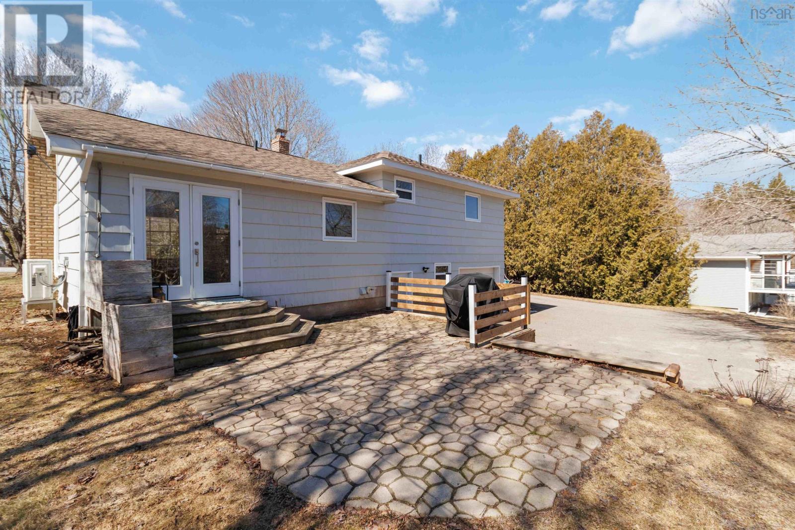 Property 5 of 49 of 1615 Highway 331