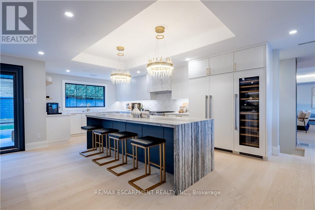 841 DANFORTH PLACE - 4