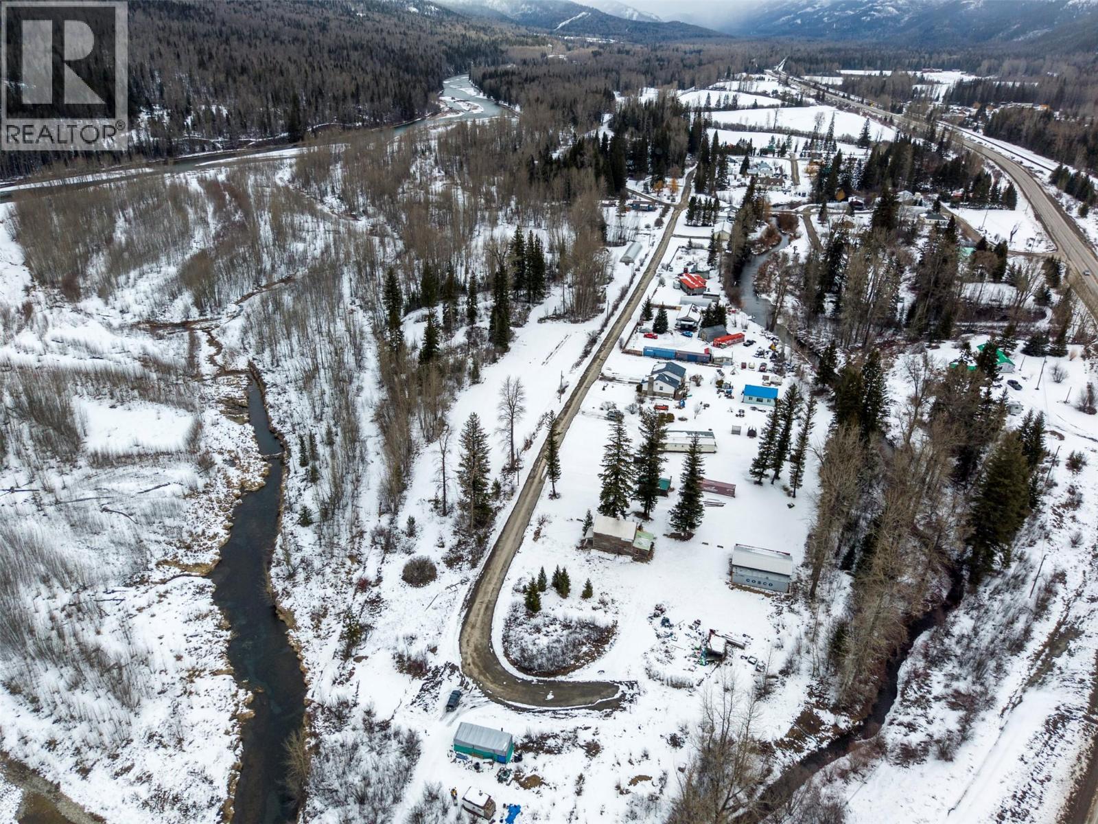  9898 VICTORIA Street, Hosmer