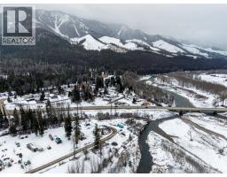 9898 Victoria Street, Hosmer, BC V0B1M5 Photo 8