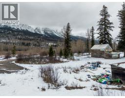 9898 Victoria Street, Hosmer, BC V0B1M5 Photo 24
