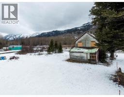 9898 Victoria Street, Hosmer, BC V0B1M5 Photo 29