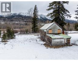 9898 Victoria Street, Hosmer, BC V0B1M5 Photo 27