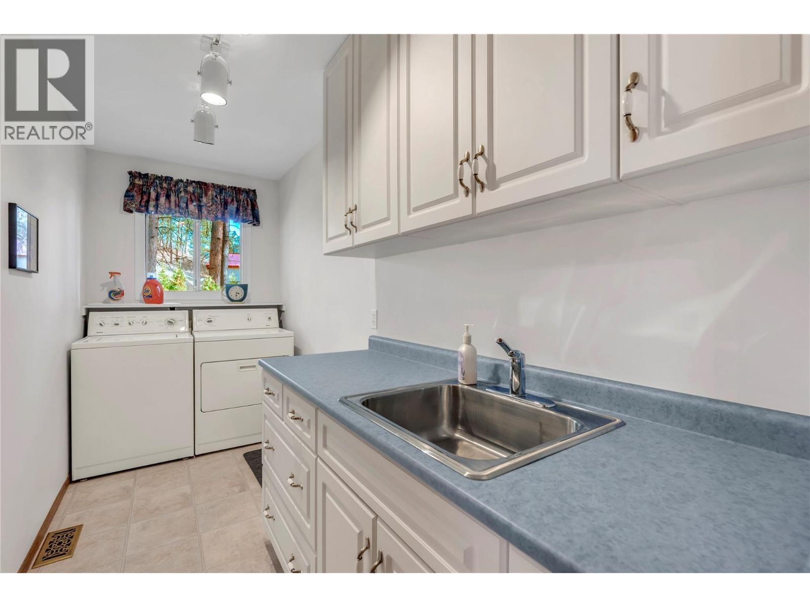  12628 Morrow Avenue, Summerland