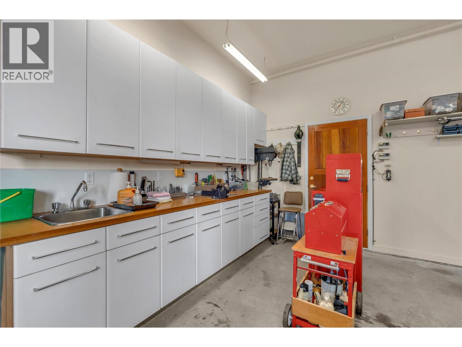 12628 Morrow Avenue, Summerland