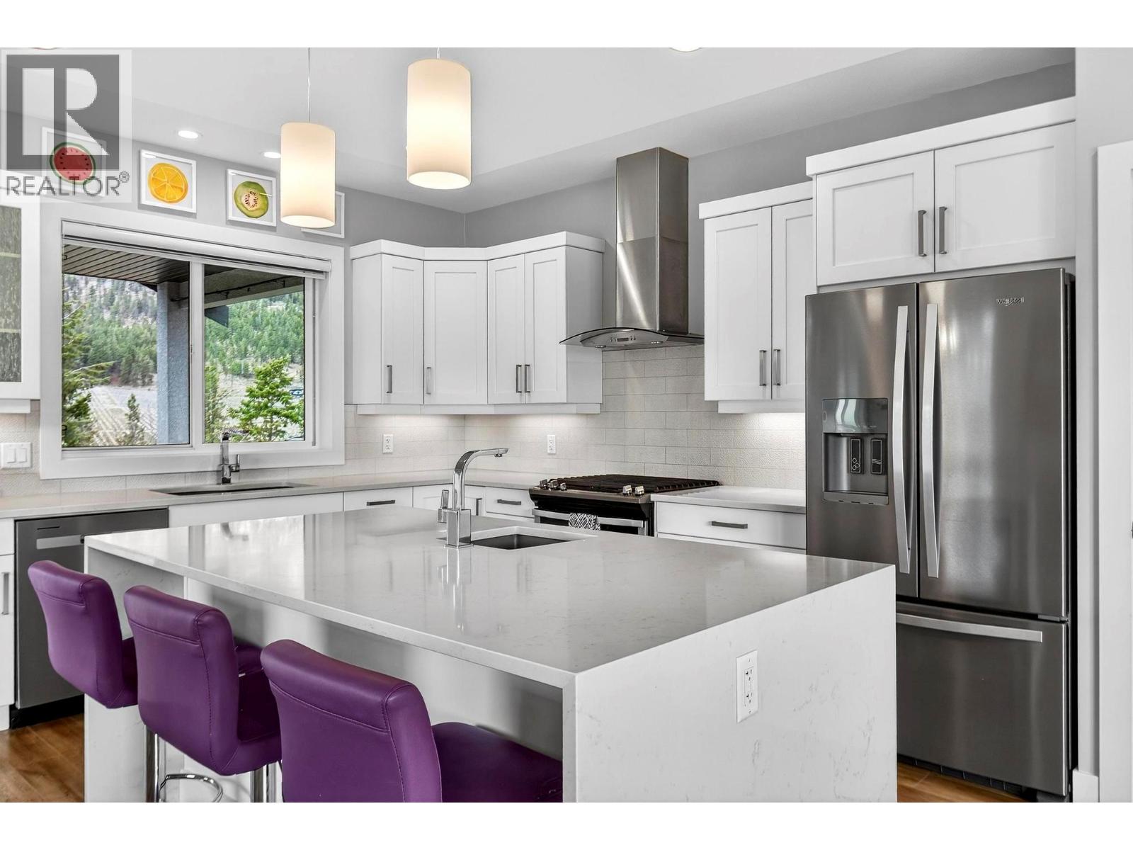 3006 Ironridge Place, West Kelowna