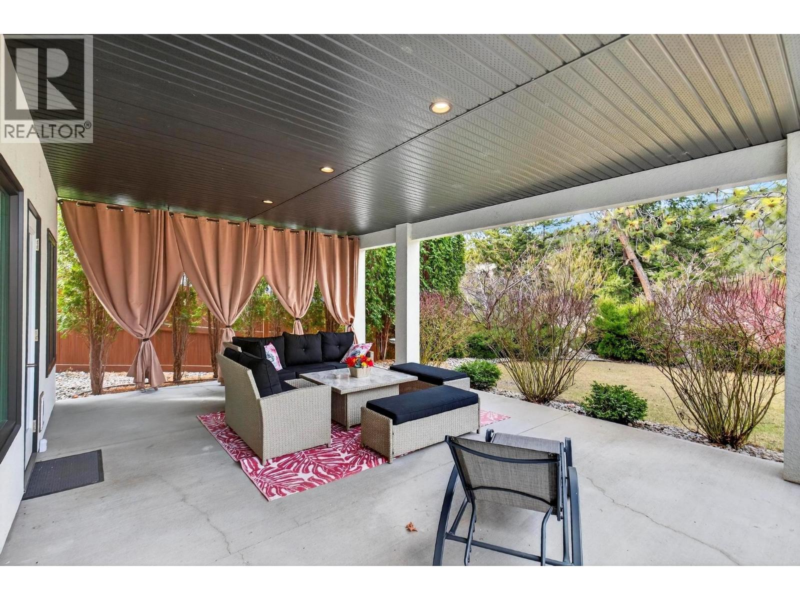 3006 Ironridge Place, West Kelowna