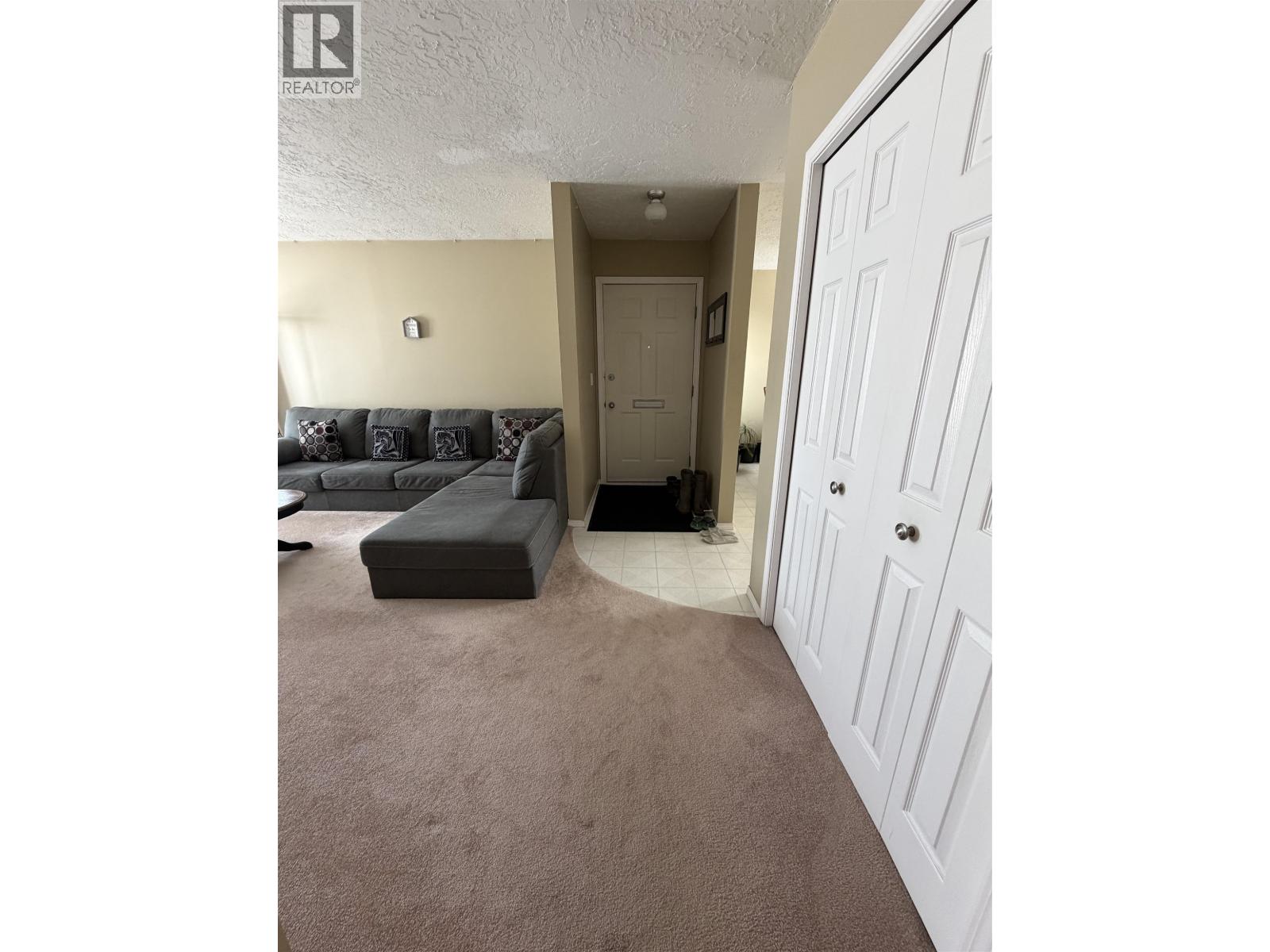 9627 87 STREET - 9