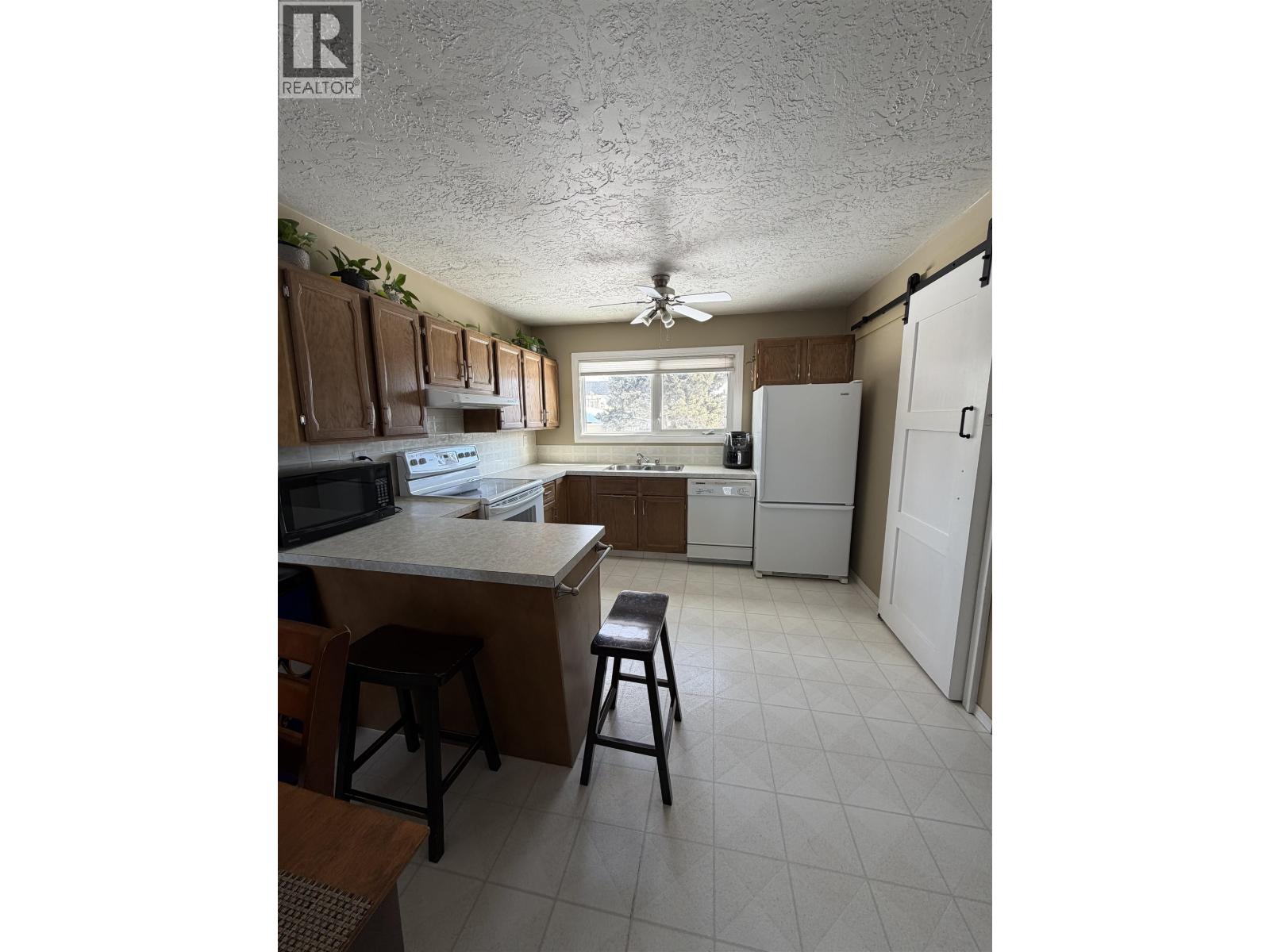 9627 87 STREET - 6