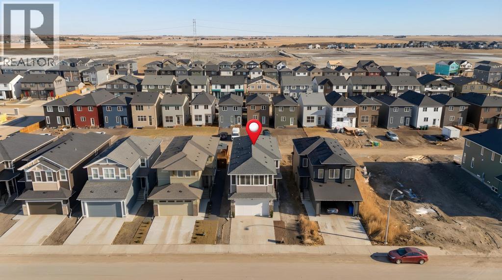 
          250 Hotchkiss Common Southeast
            <br/>
            <span>Calgary</span>
            , 
            <span>AB</span>
             <span>T3S0N1</span>
         - Photo 47