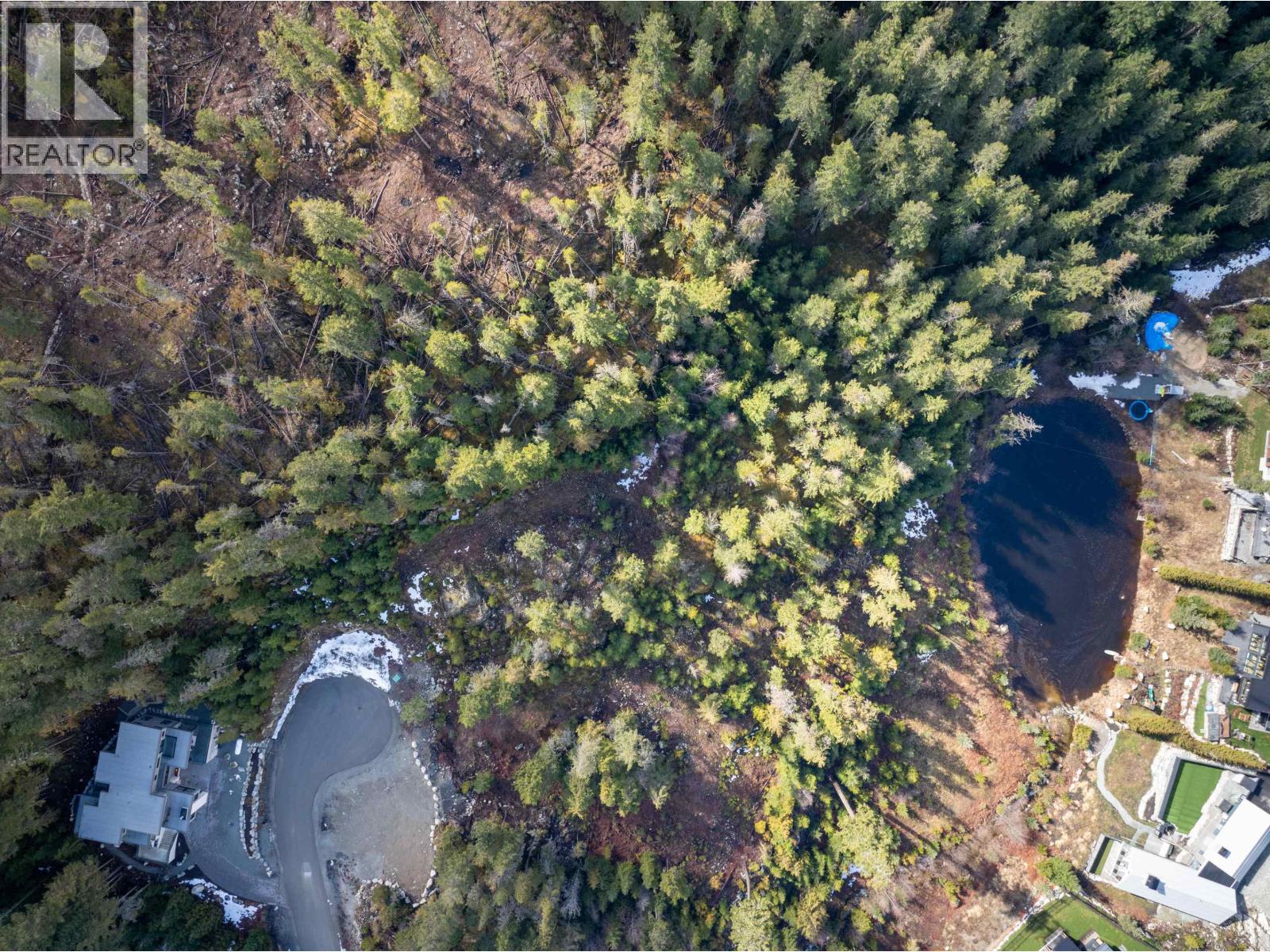 9285 SISKIN STREET, Whistler