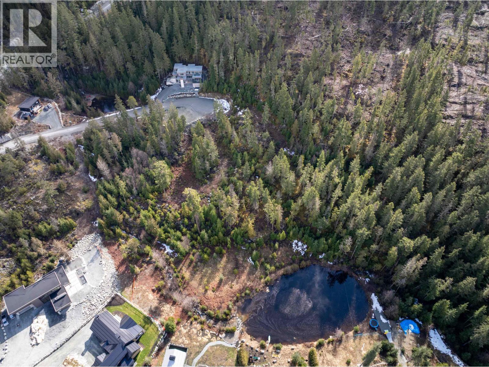 9285 SISKIN STREET, Whistler