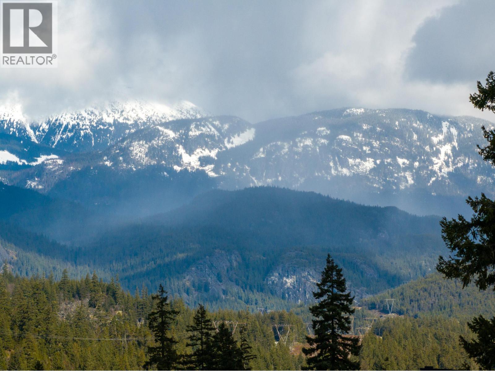 9285 SISKIN STREET, Whistler