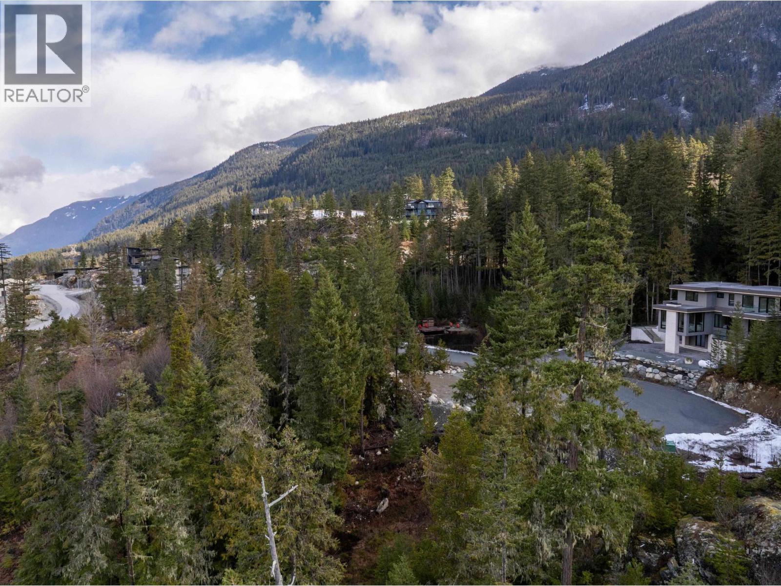 9285 SISKIN STREET, Whistler