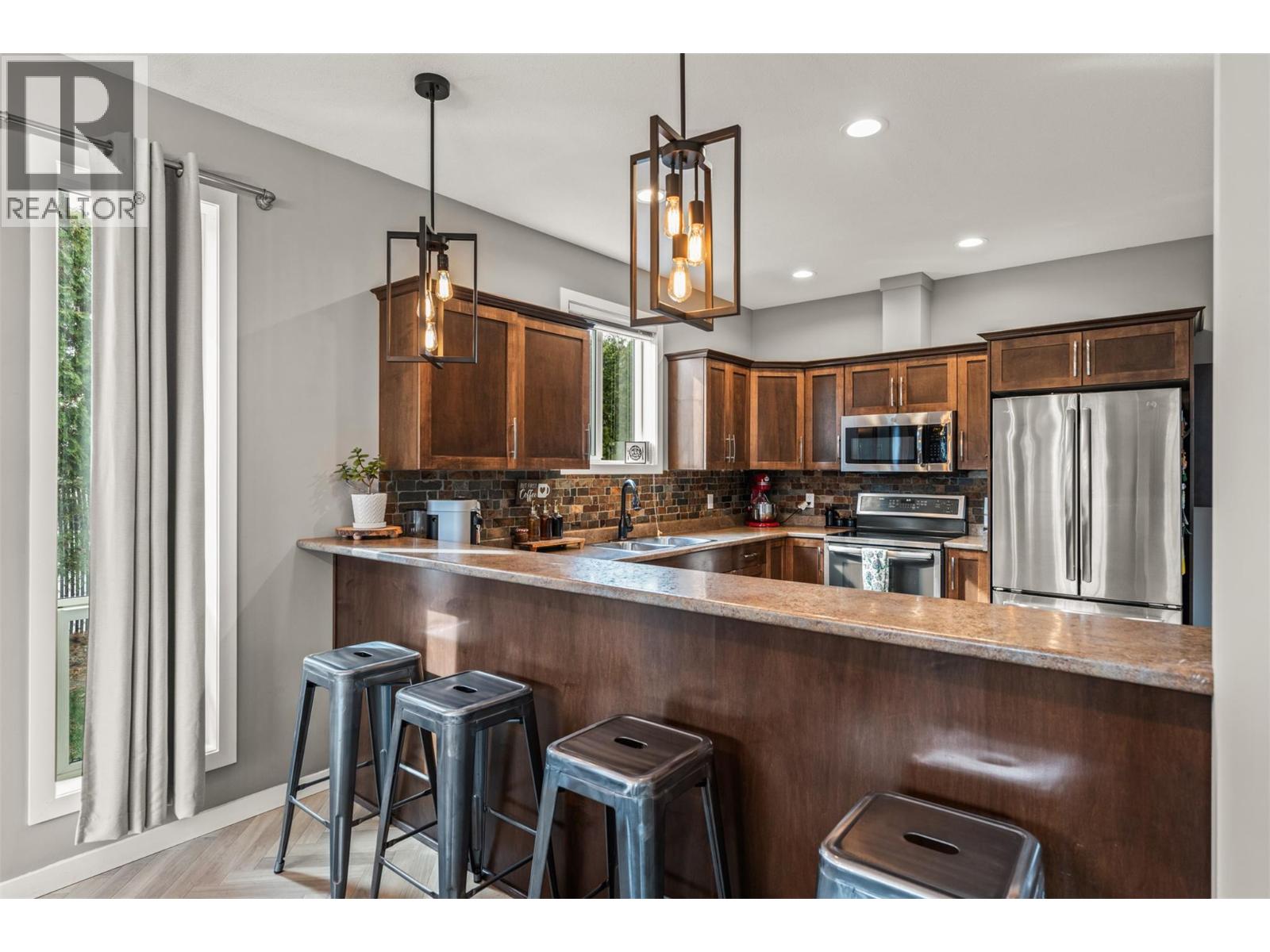 10 100 Palmer Road, Vernon