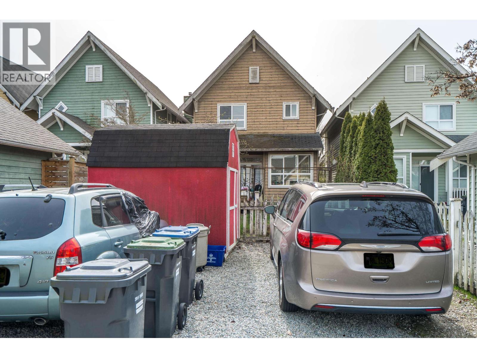 137 STAR CRESCENT, New Westminster