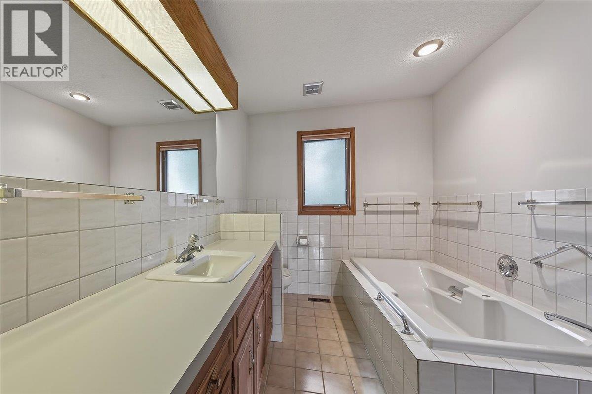  2376 Ruault Road, Invermere