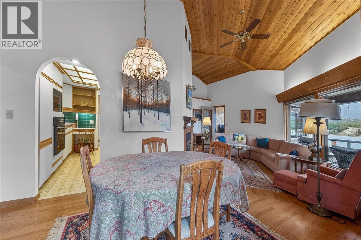  2376 Ruault Road, Invermere