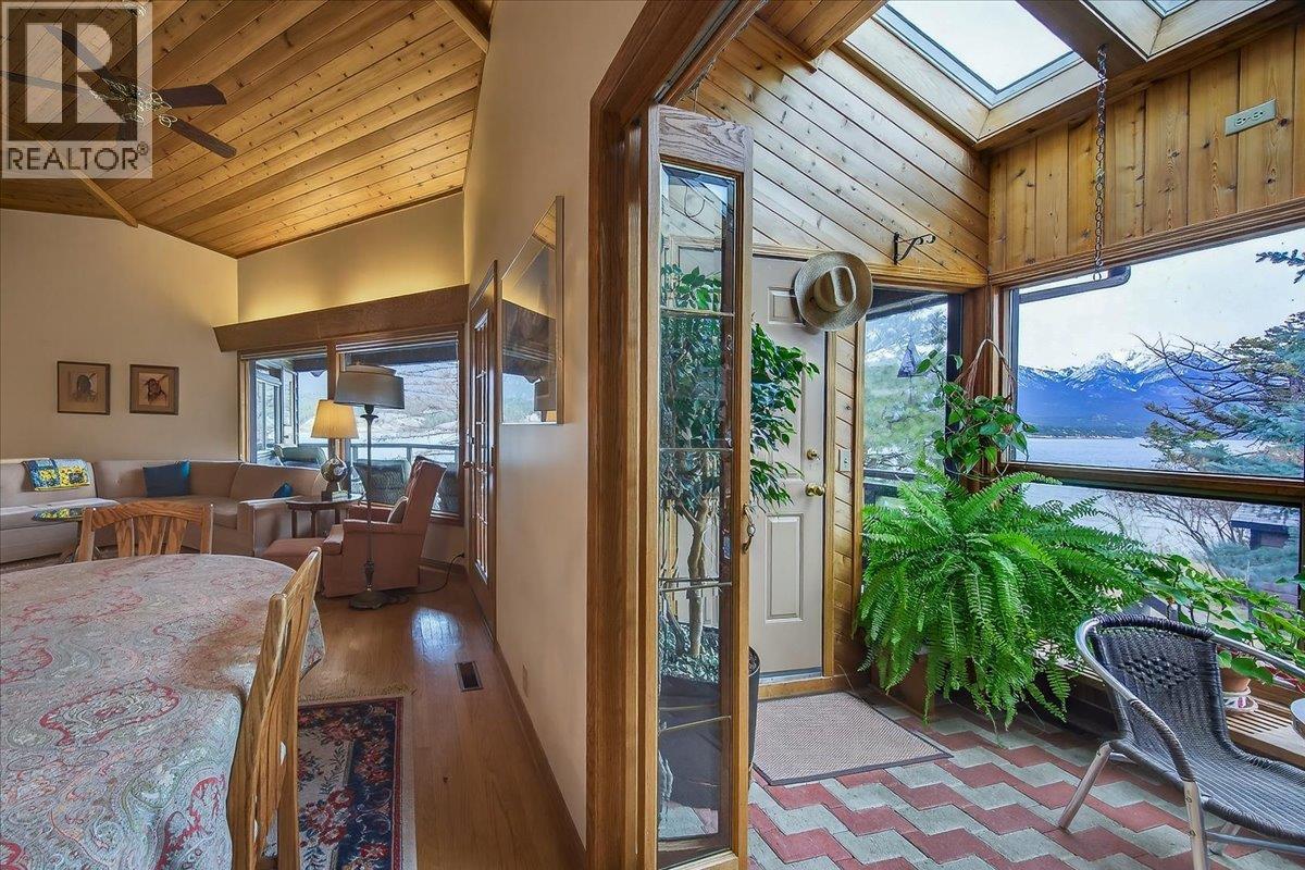  2376 Ruault Road, Invermere