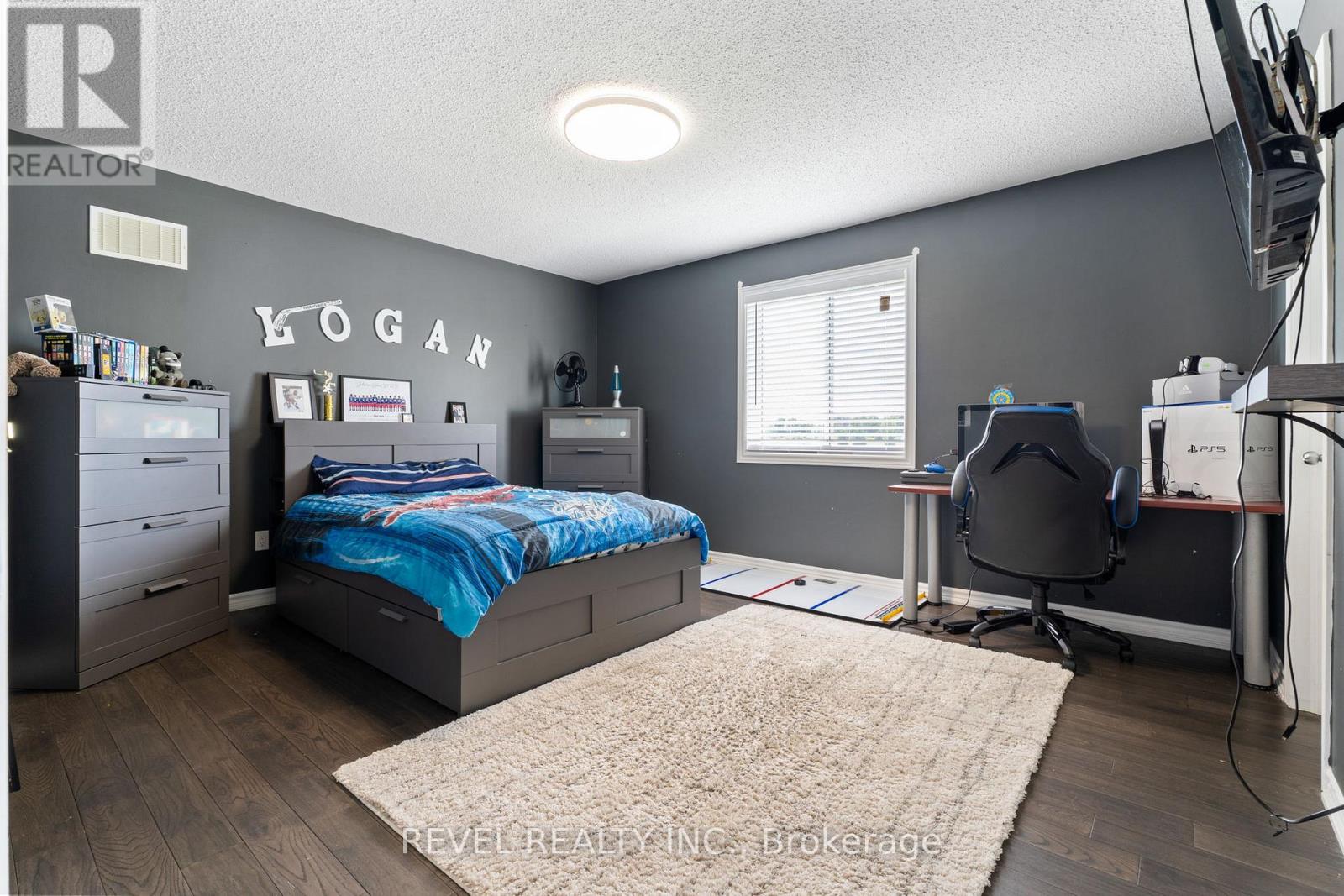 416 TANSLEY STREET - 31