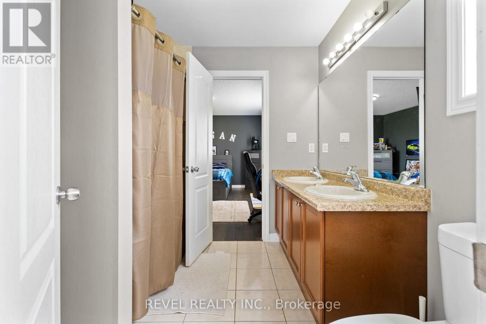 416 TANSLEY STREET - 30