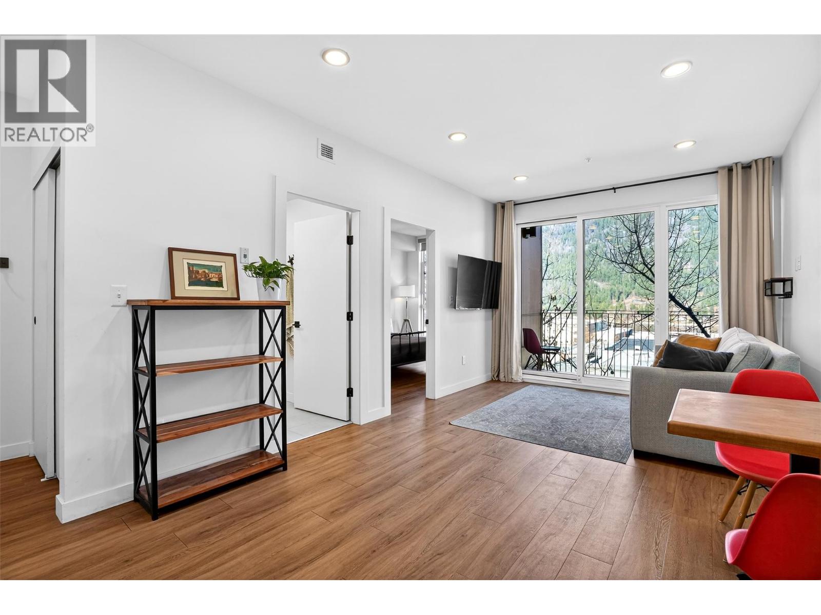 403 514 VICTORIA Street, Nelson