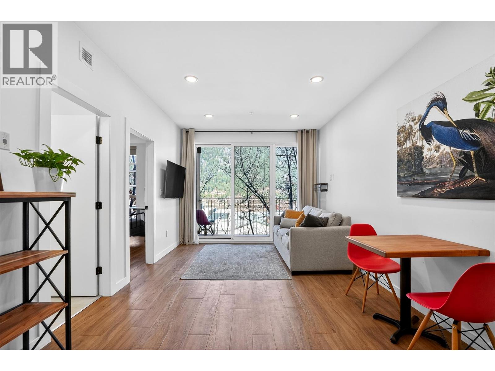 403 514 VICTORIA Street, Nelson