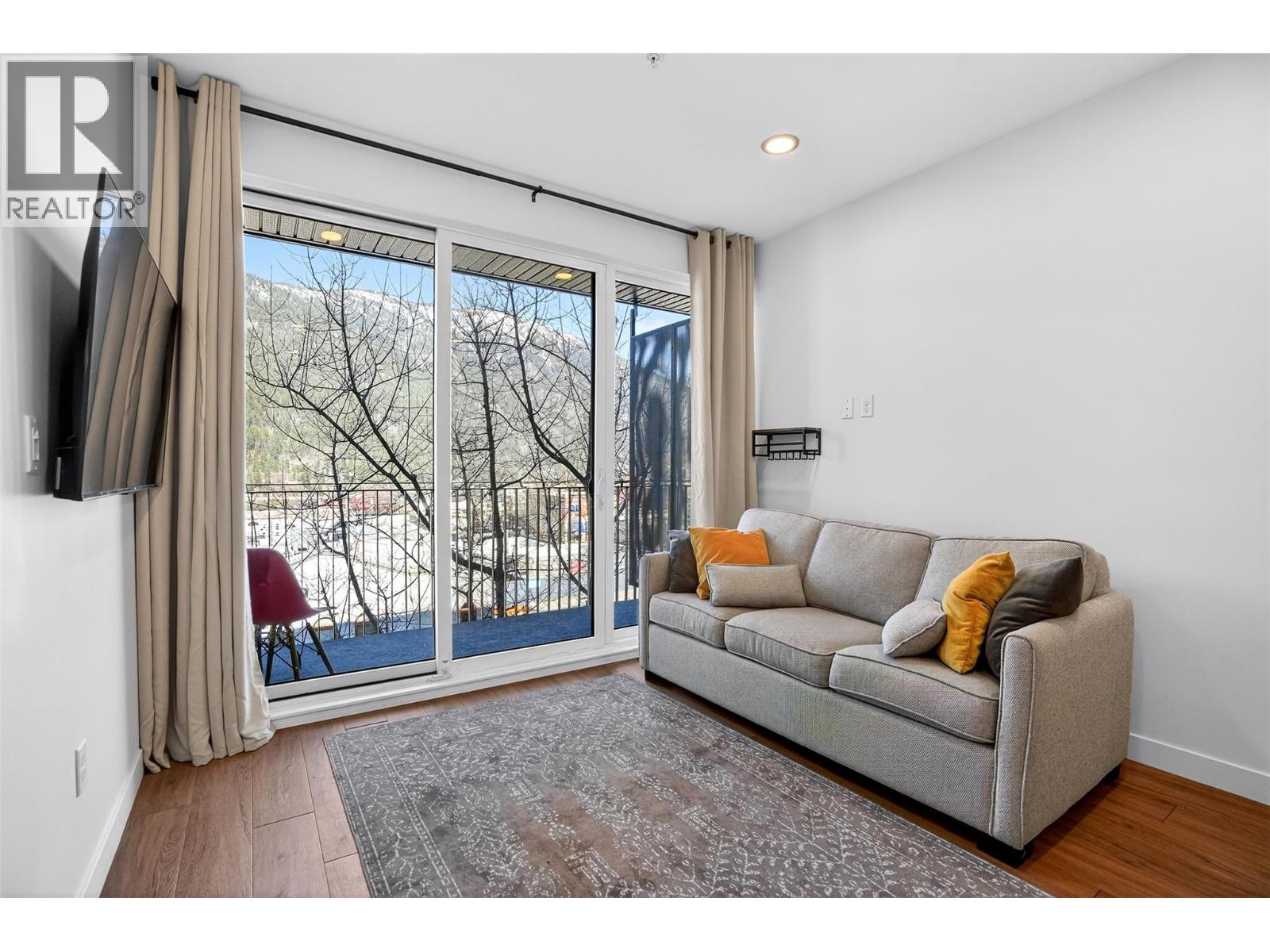 403 514 VICTORIA Street, Nelson