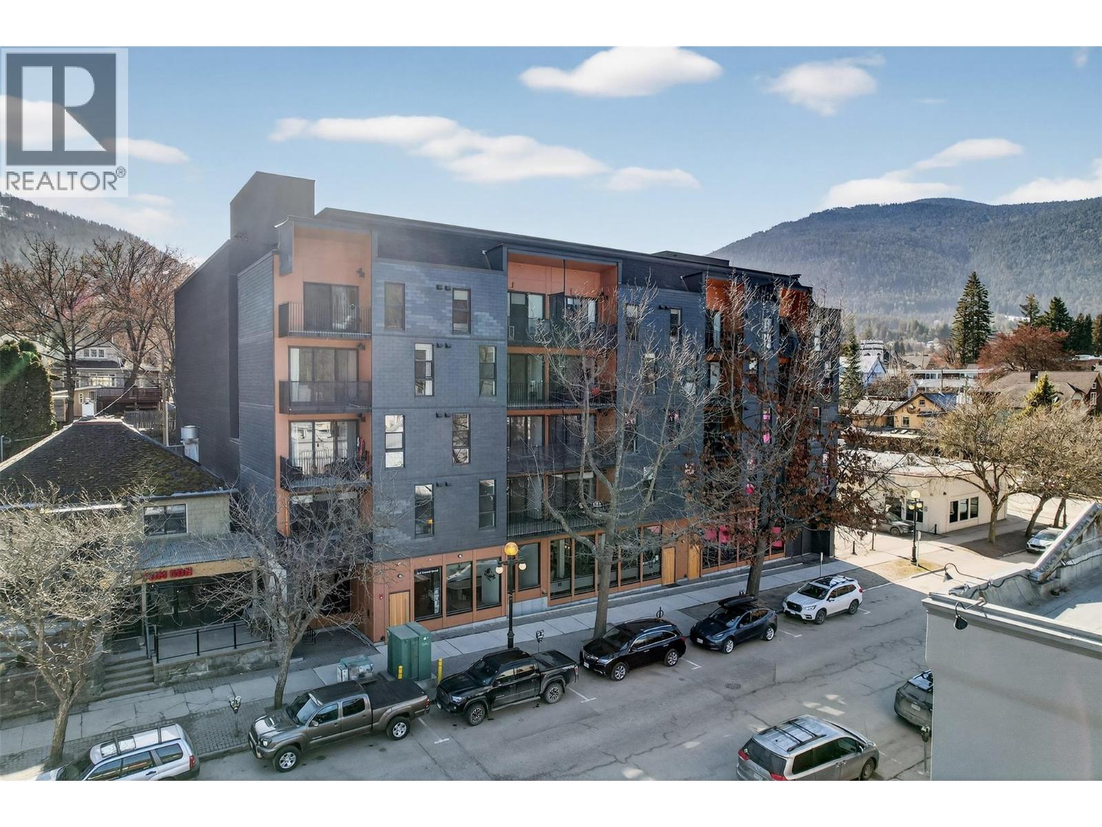 #403 514 VICTORIA Street - 40