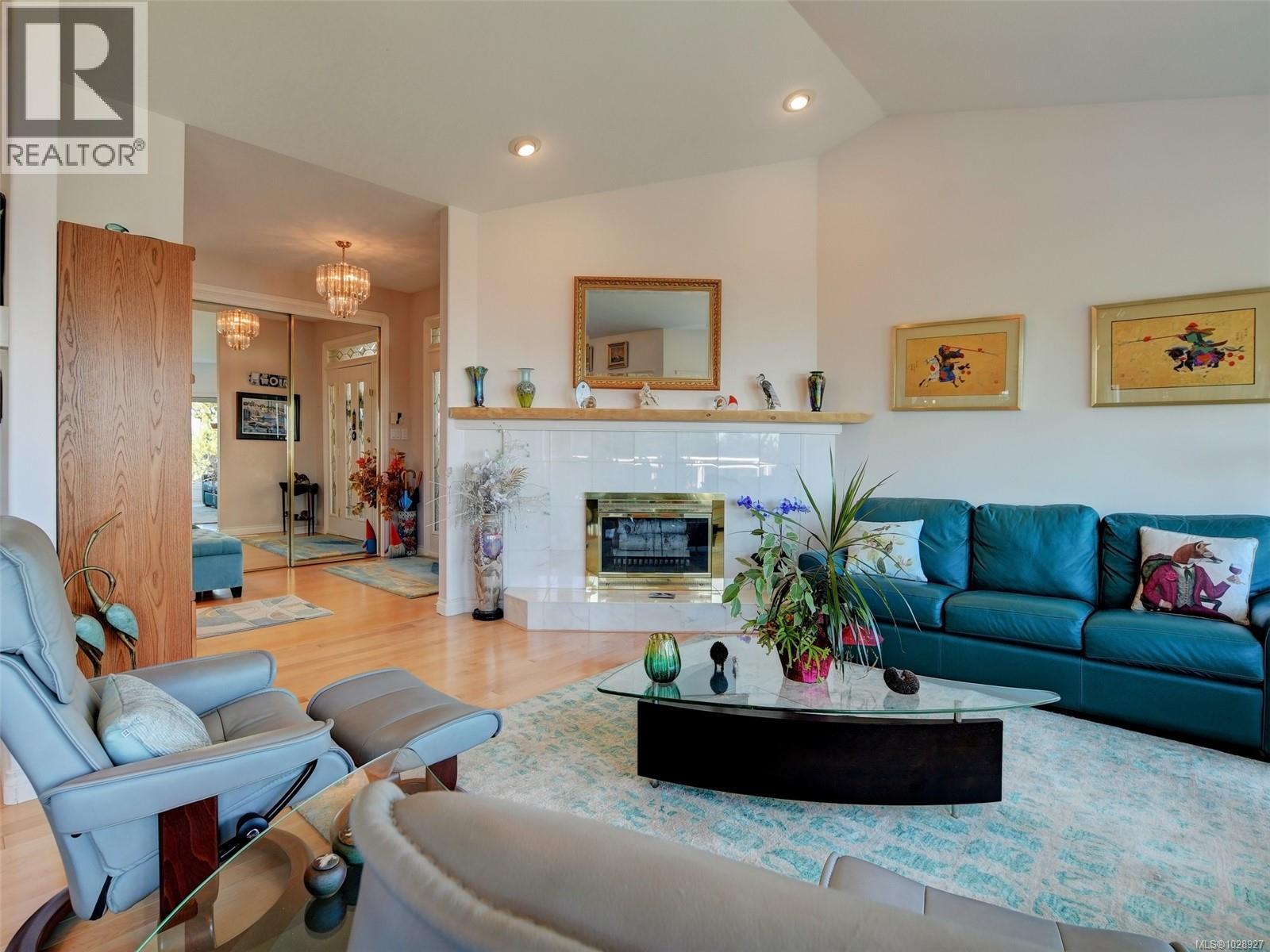  5009 Georgia Park Terrace, Saanich