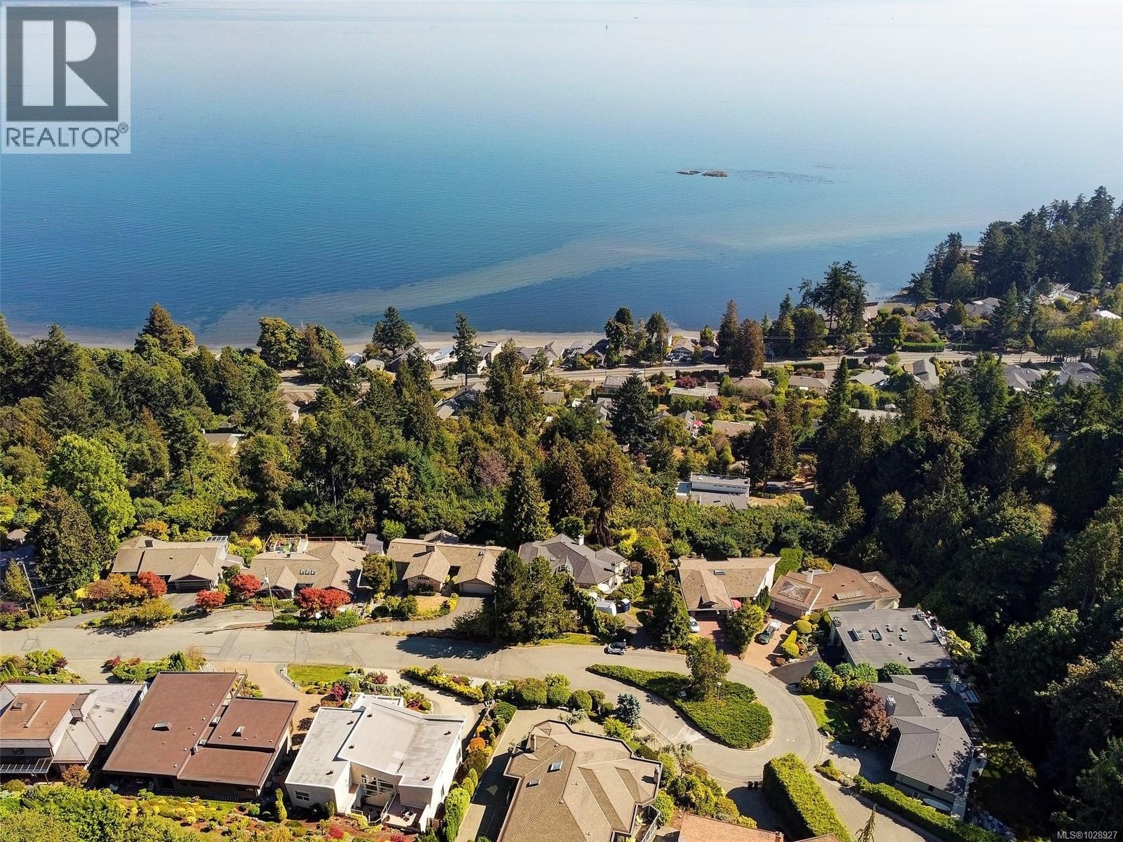  5009 Georgia Park Terrace, Saanich