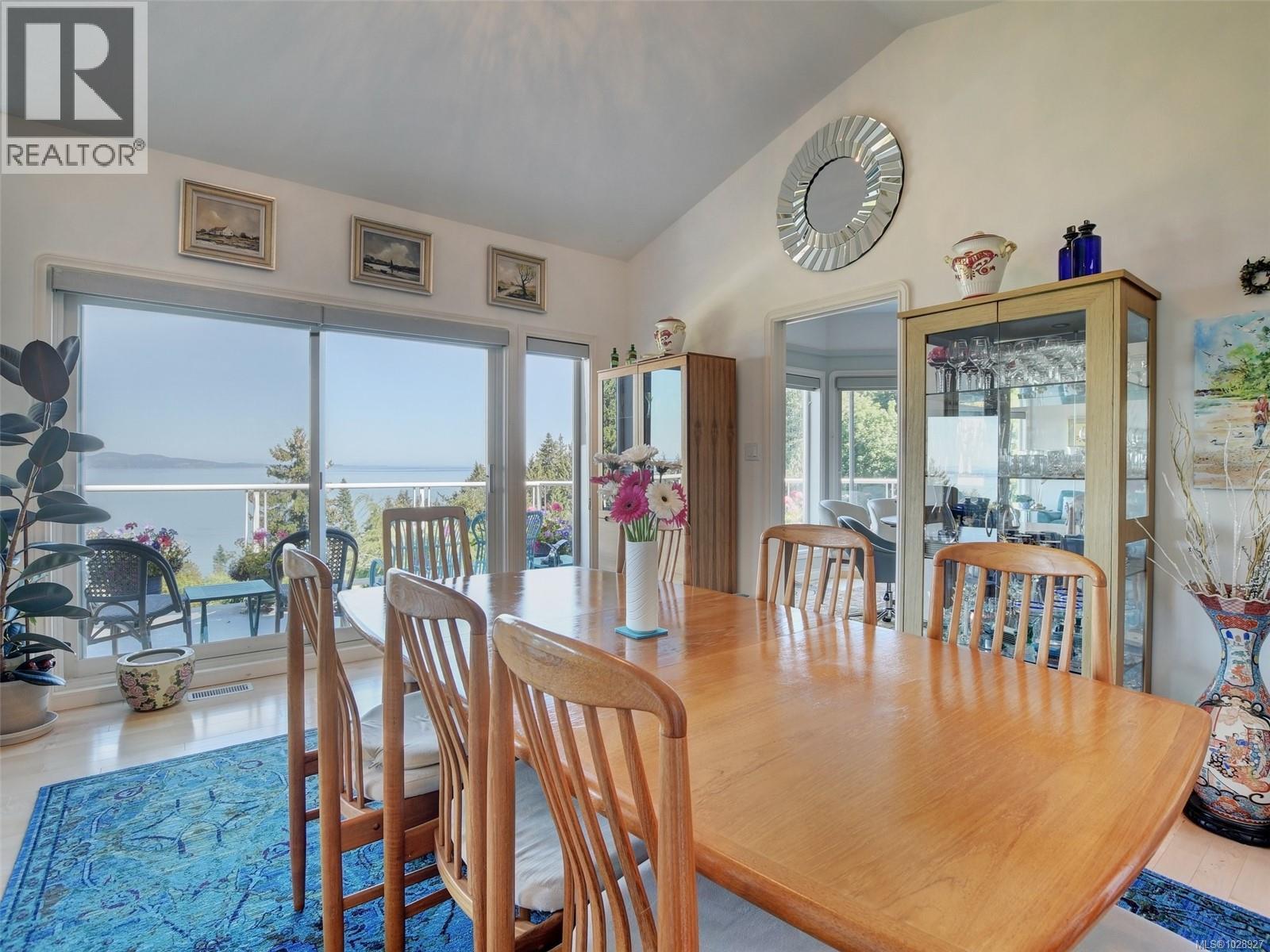  5009 Georgia Park Terrace, Saanich