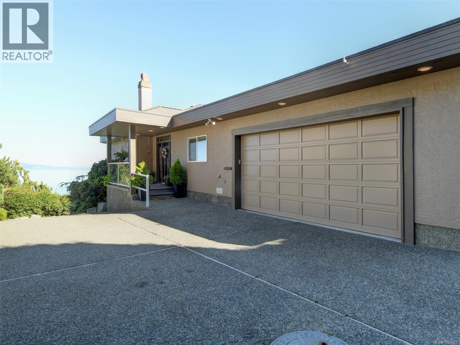  5009 Georgia Park Terrace, Saanich