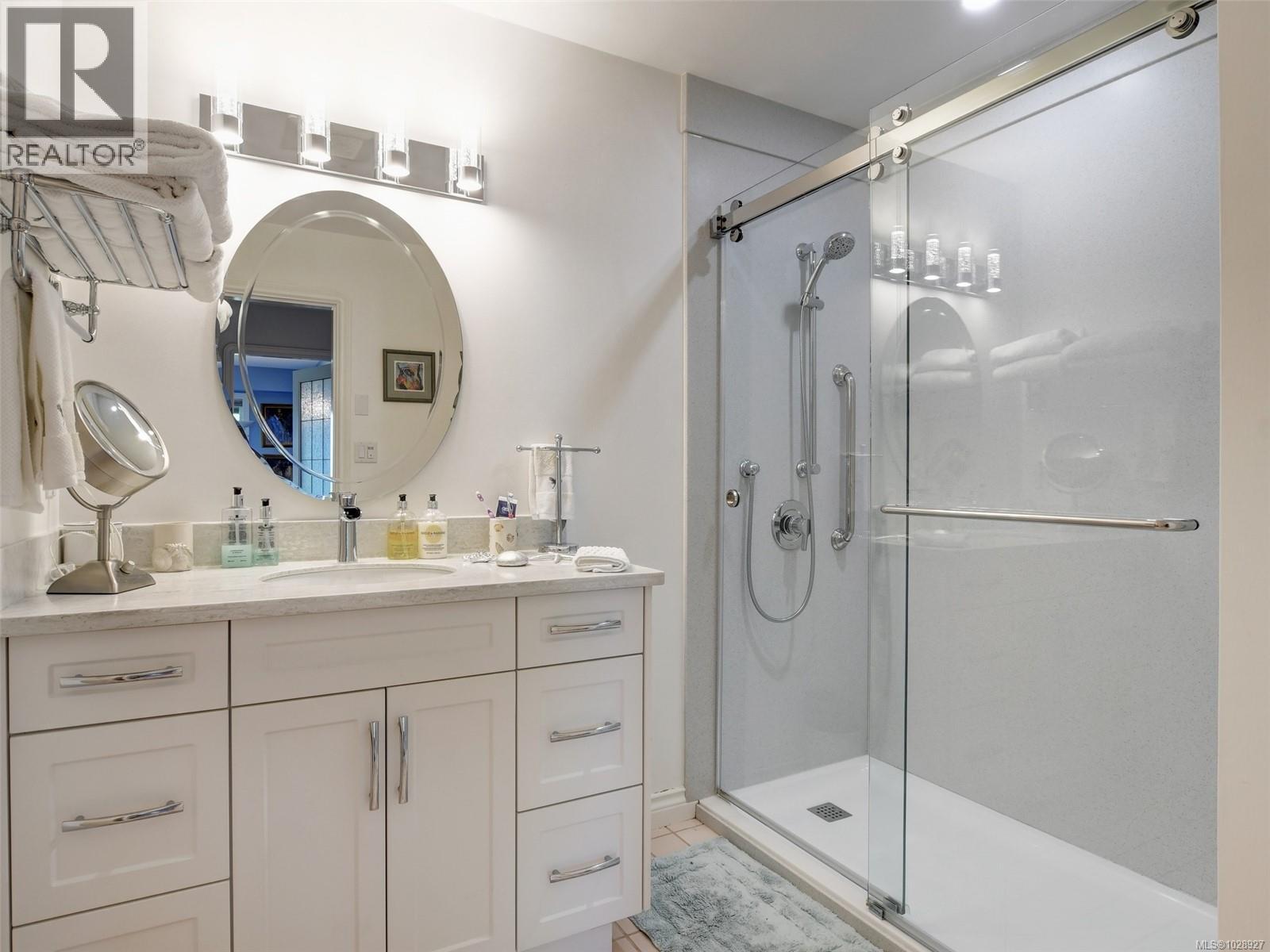  5009 Georgia Park Terrace, Saanich