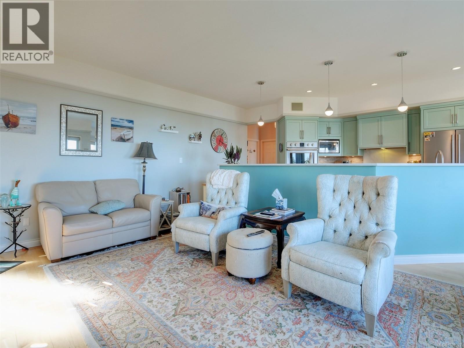  5009 Georgia Park Terrace, Saanich