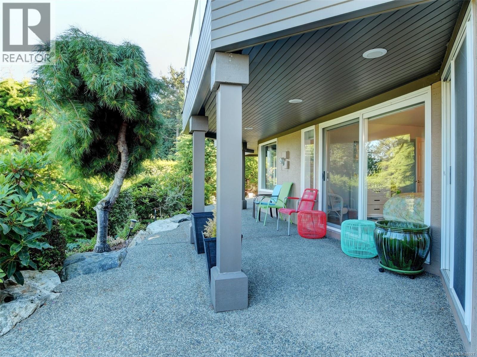  5009 Georgia Park Terrace, Saanich