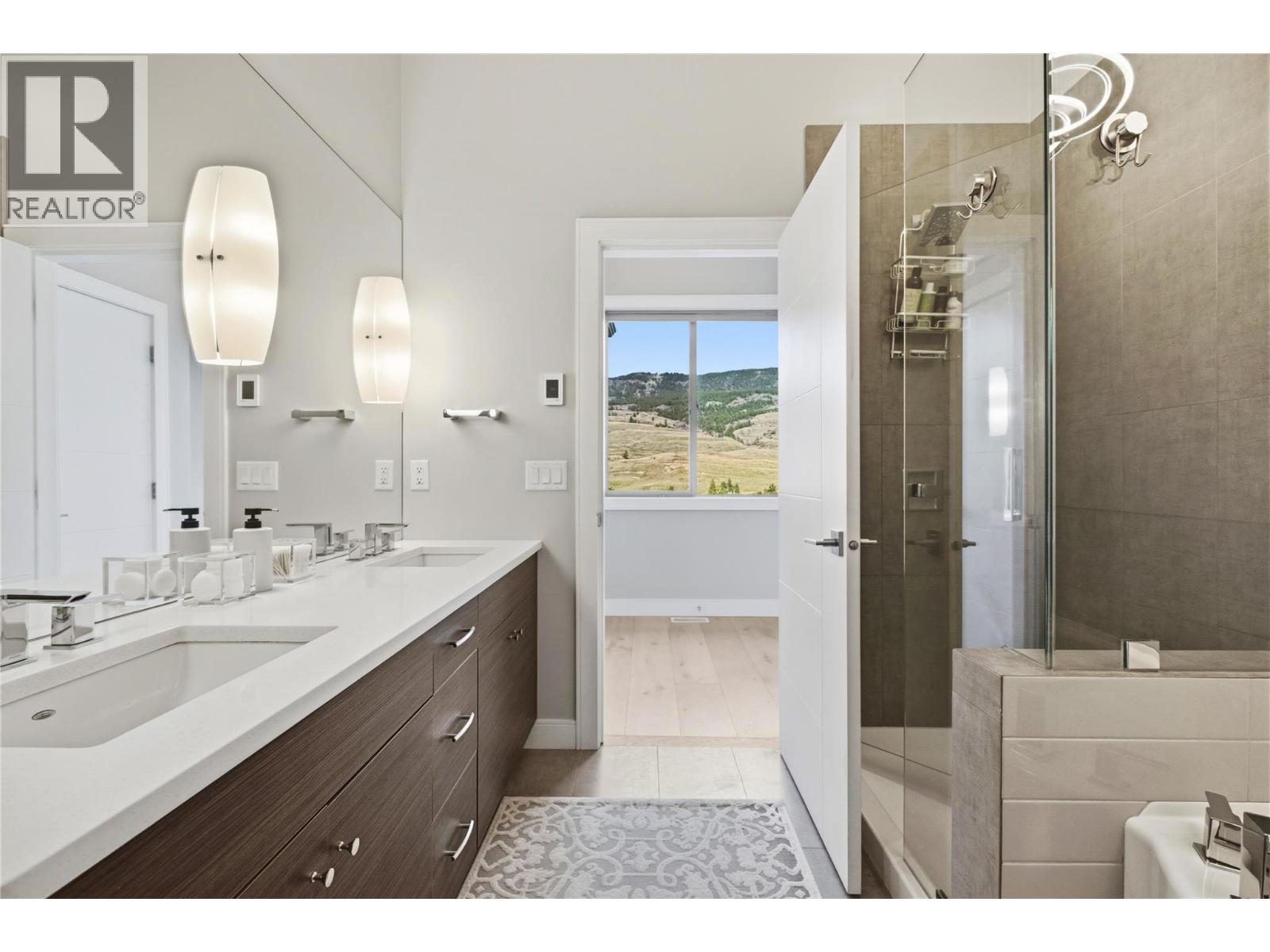 411 Dunbar Court, Kelowna